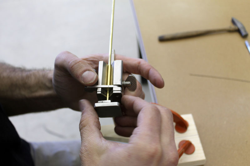 How to Use a Jeweler's Tube-Cutting Jig