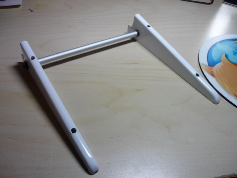 Laptop Stand for Asus EEEPC in 5 Minutes for 5 Euros