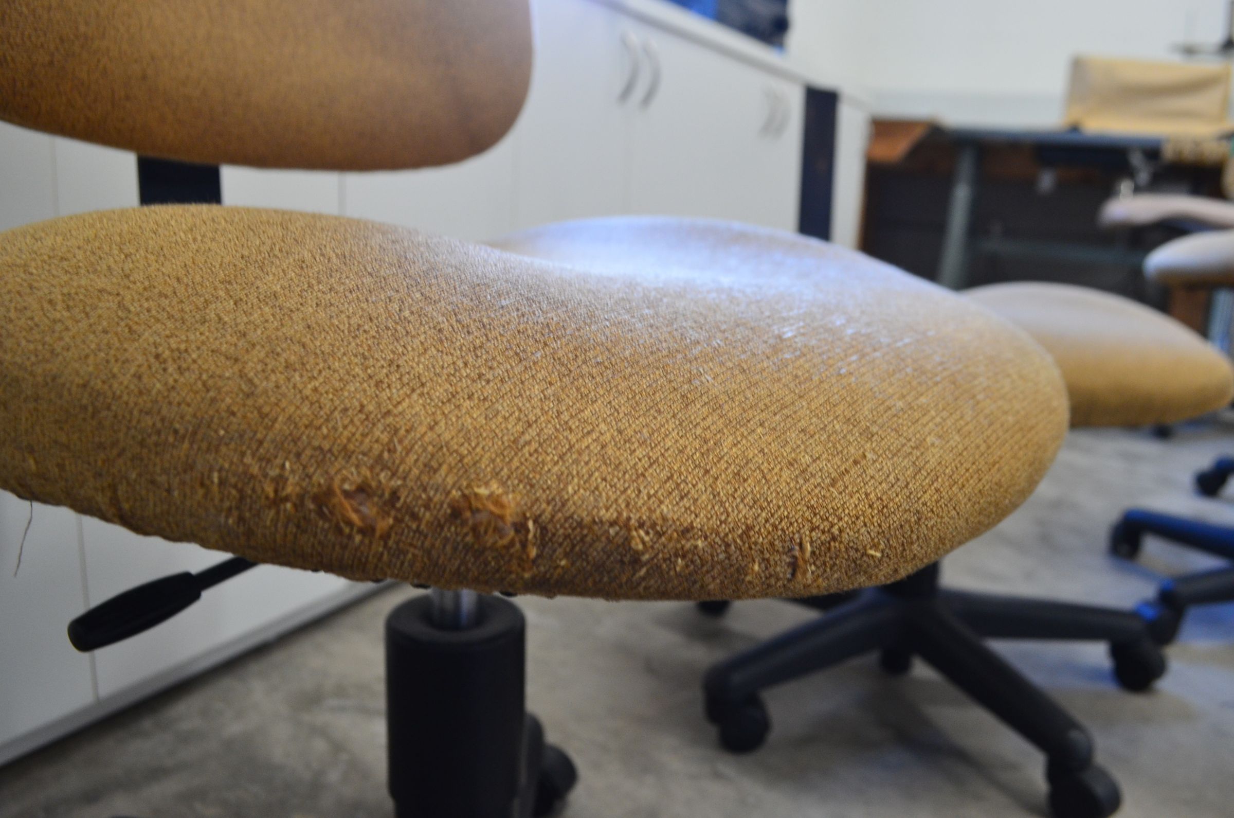 Reupholster a Task Chair 5 Steps (with Pictures) Instructables