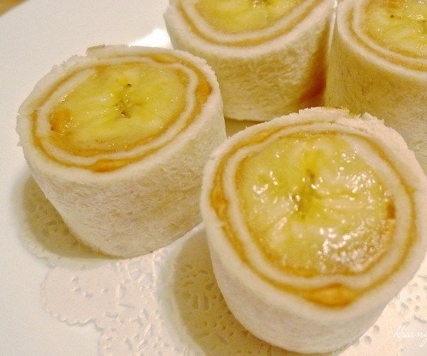 Banana Sandwich Sushi Rolls
