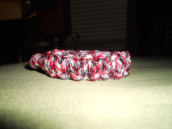 DIY Survival Bracelet