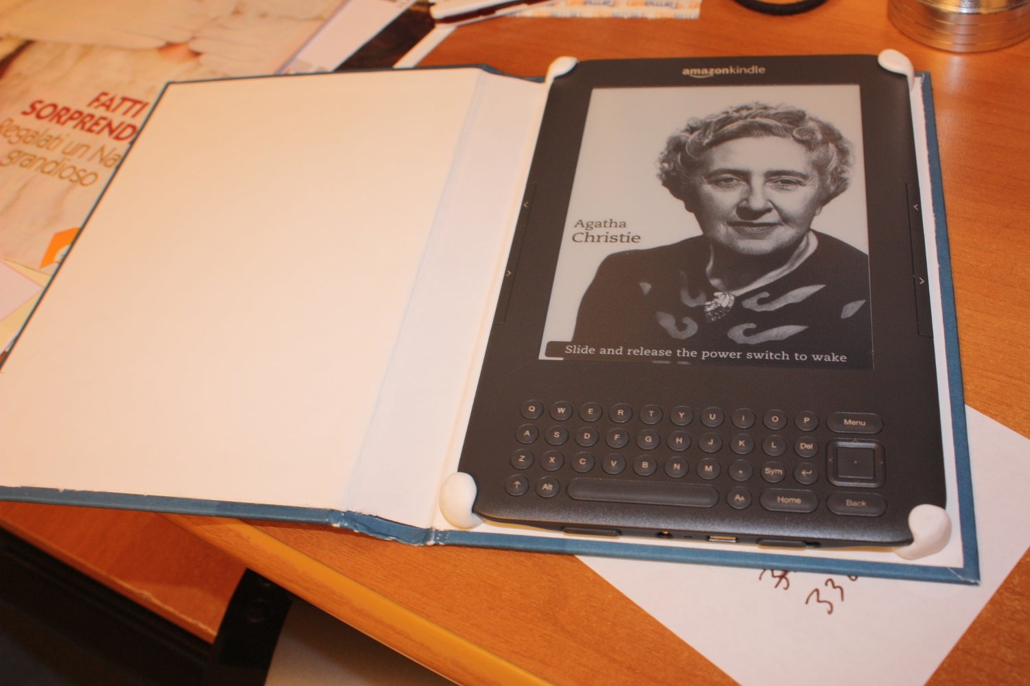 Make an IPad or Kindle Case From an Old Book and Sugru 8 Steps (with