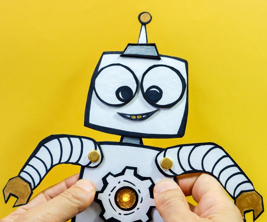 Light-Up Chipboard Robot Toy