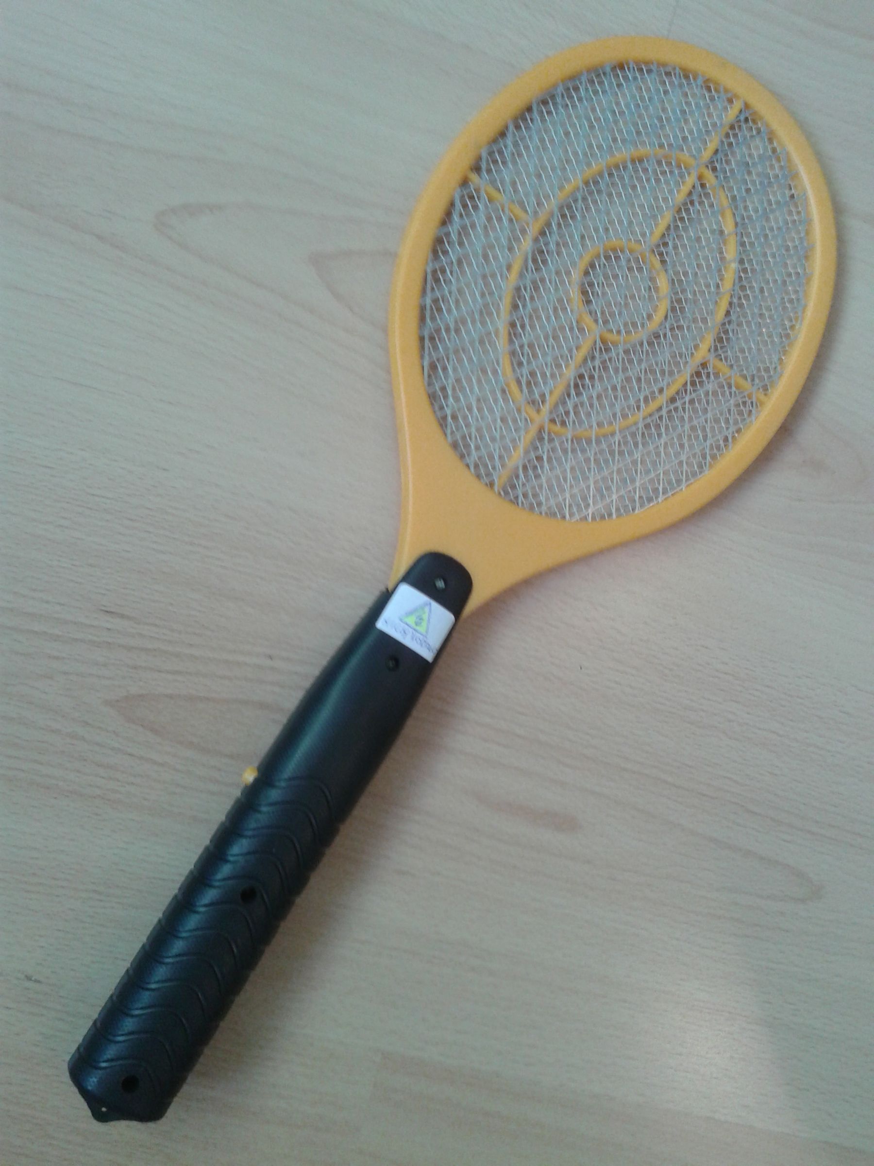 Easy High Voltage Fly Swatter Mod 4 Steps Instructables