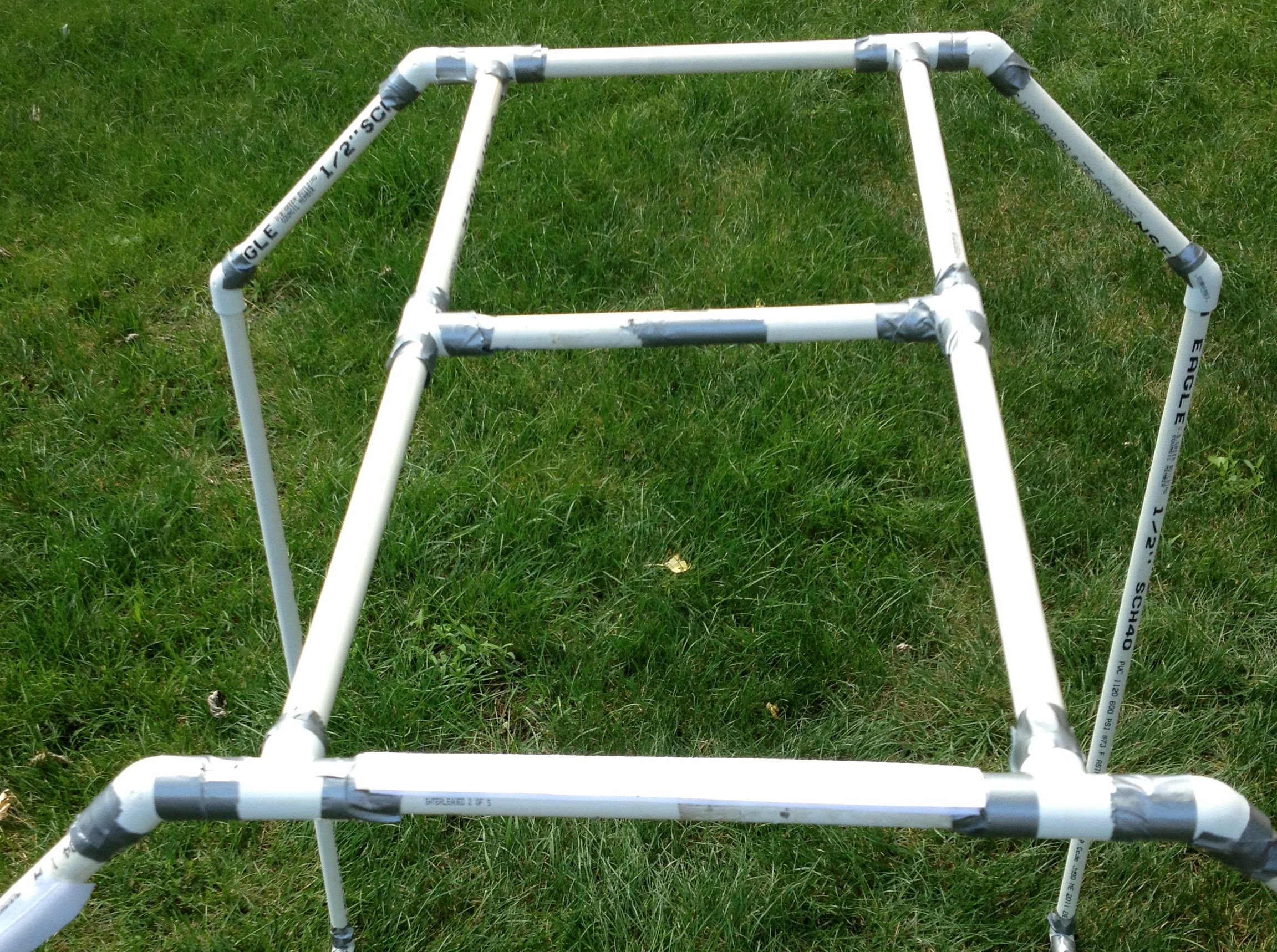 Covered Wagon Fort : 7 Steps - Instructables