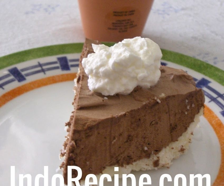 Classic French Silk Pie