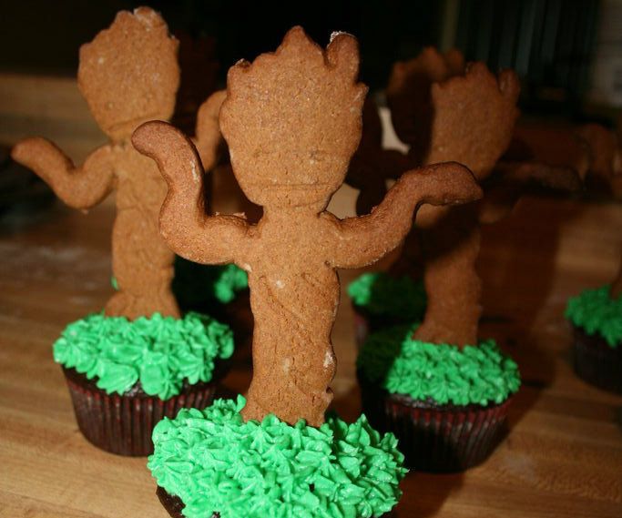 Baby Groot Cupcakes