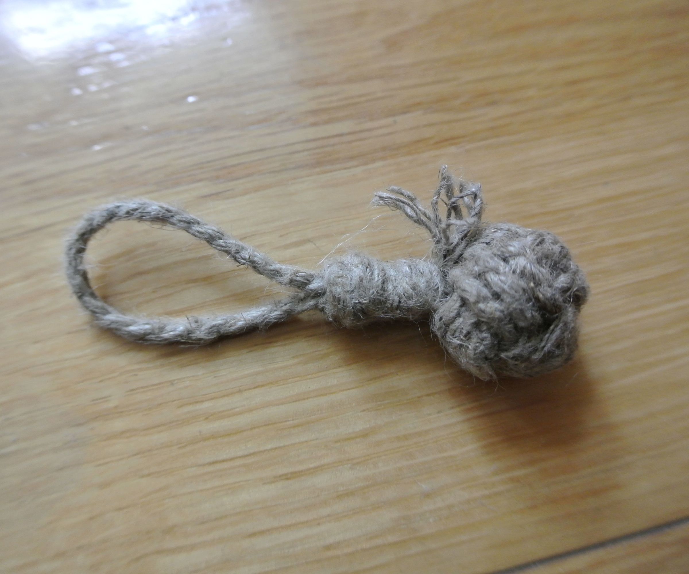 Monkey fist keychain 