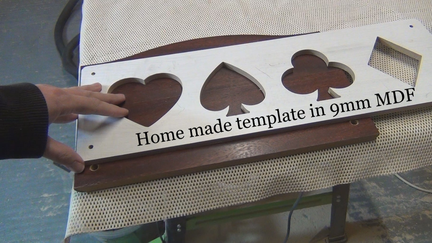 Router Inlays With a Guide Bush and Collar 5 Steps (with Pictures