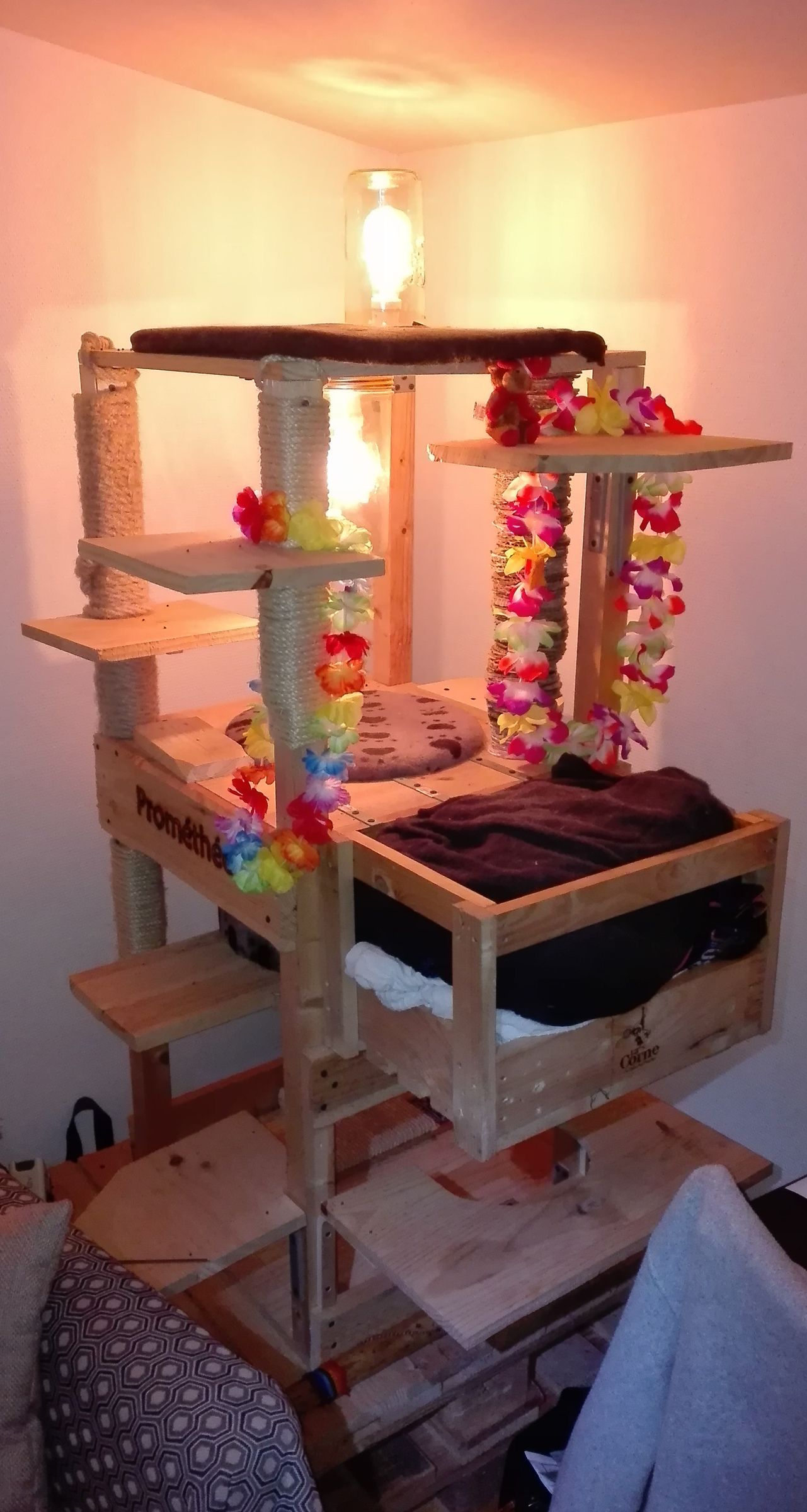 Build a Very Tall, and Sturdy Cat Tree 8 Steps (with Pictures) Instructables