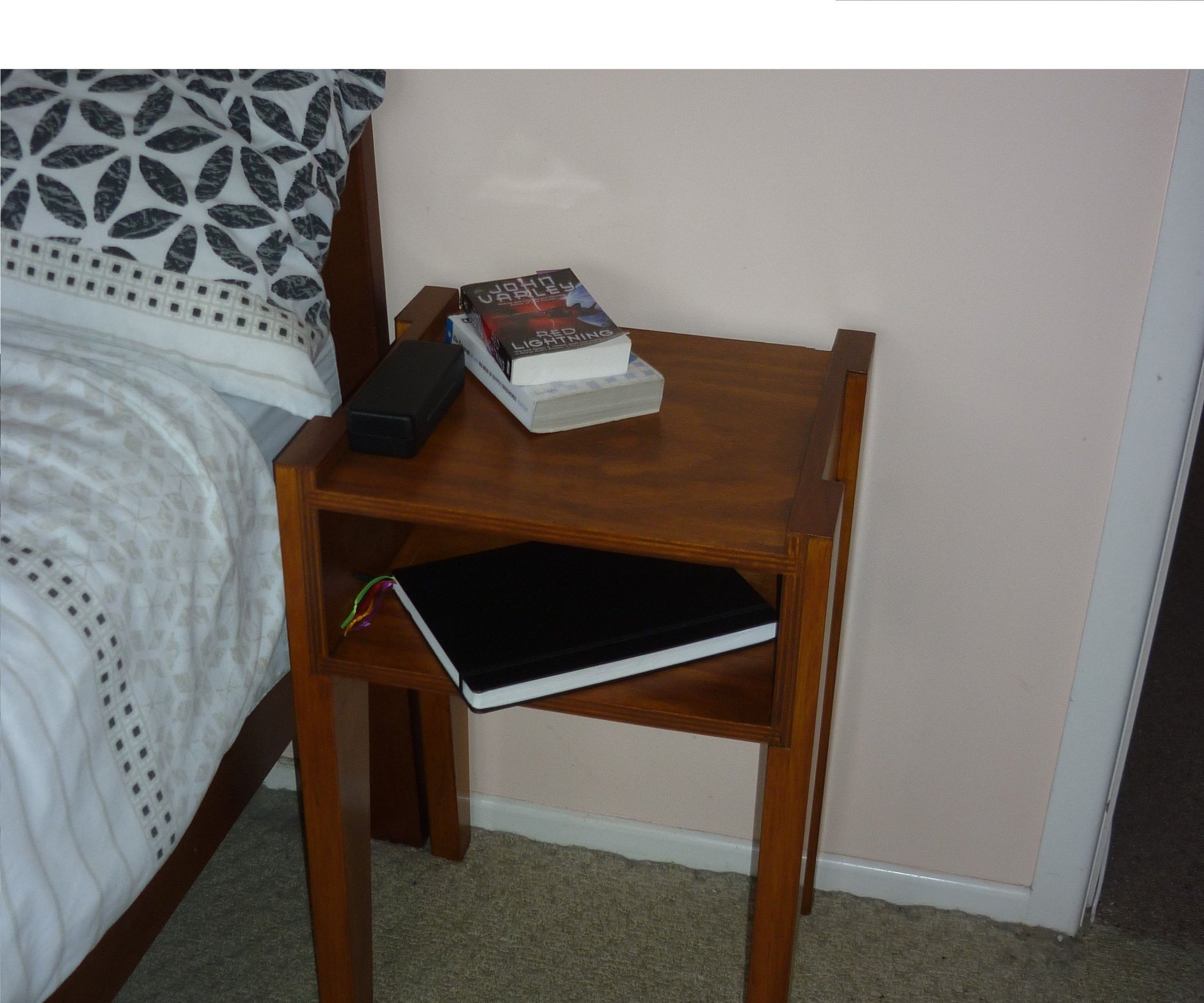 Simple Bedside Table 8 Steps (with Pictures) Instructables