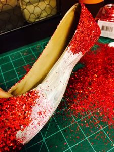 DIY Ruby Slippers : 5 Steps (with Pictures) - Instructables