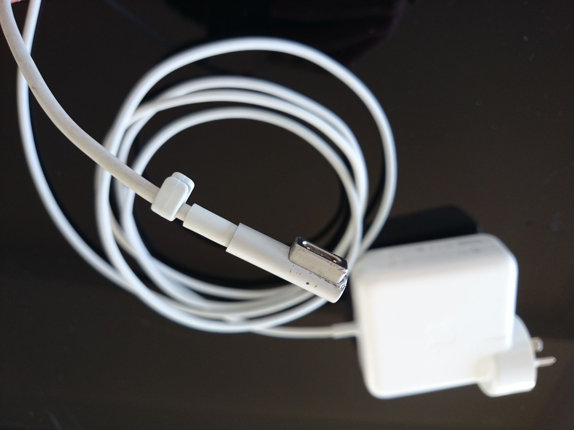 Repairing a Macbook Pro Charger 4 Steps Instructables