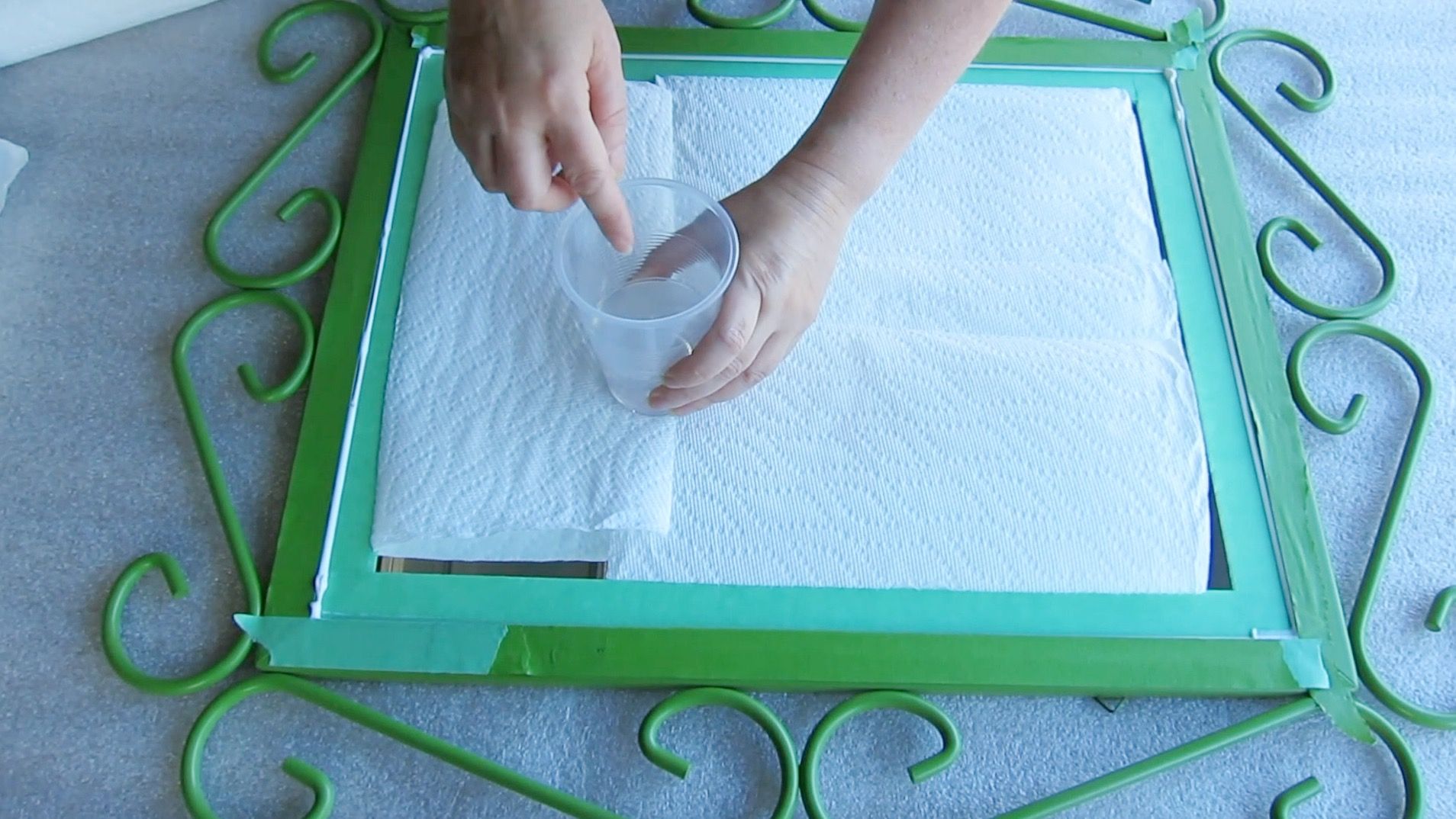 Fix a Mirror With the Right Outdoor Adhesive! 11 Steps (with Pictures