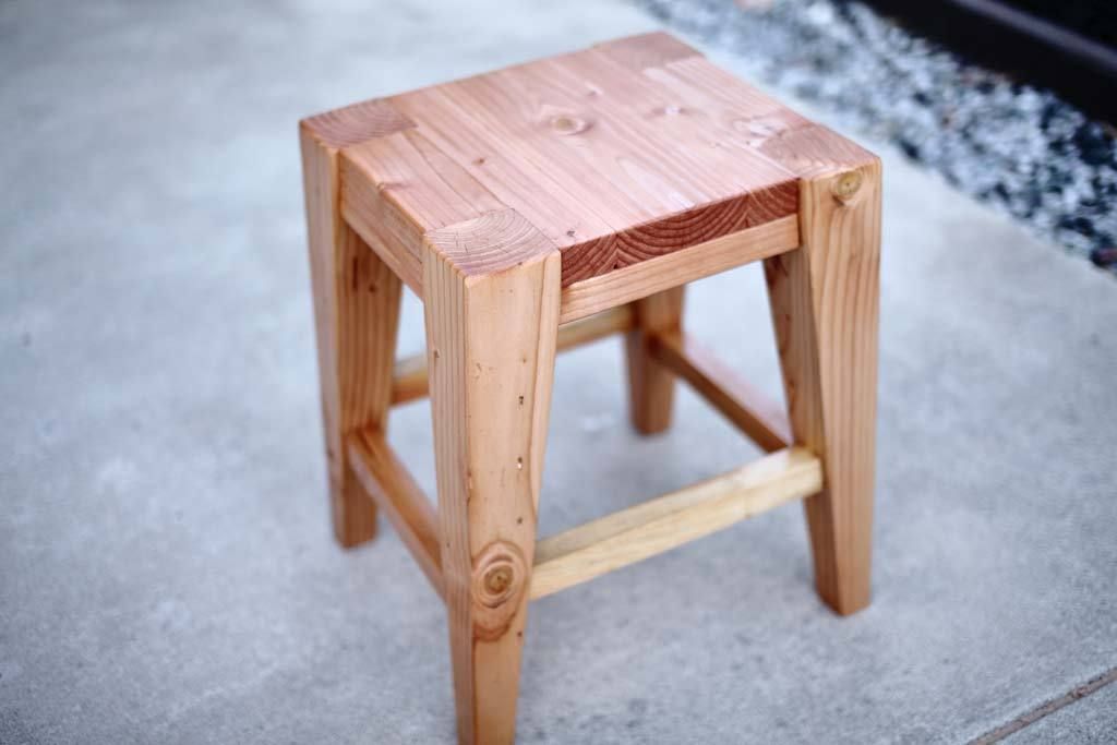 How to Make a DIY Bar Stool 10 Steps (with Pictures)