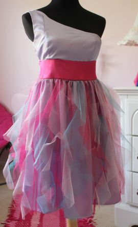 Handmade Homecoming Dress : 4 Steps - Instructables