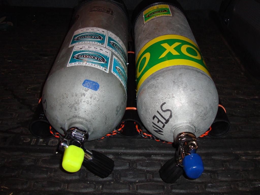 SCUBA tank holder