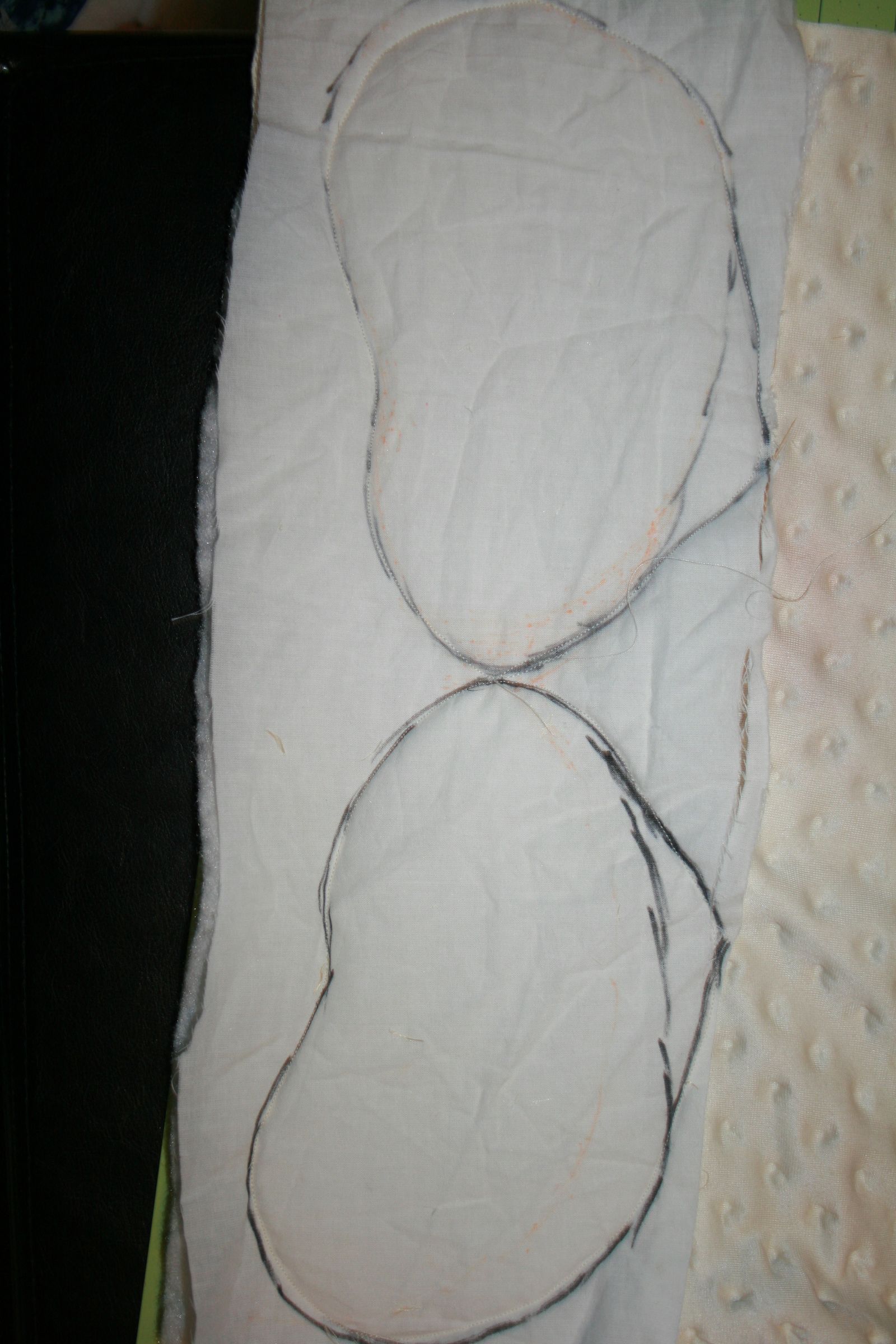 Alien Facehugger Pillow Pet 12 Steps (with Pictures) Instructables