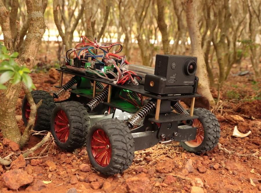 Driving Multiple High Current Motors in Your Robot Using a Simple L293D Piggy Backed Arduino Nano Shield