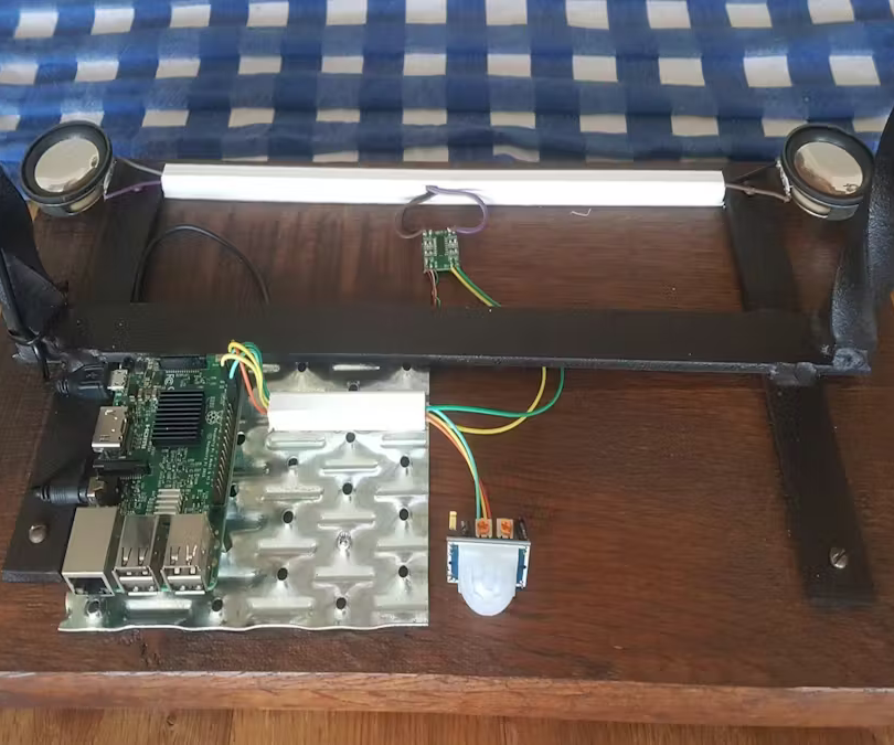 Raspberry Pi - PIR Automated 10 Minute Mp3 Stream Player