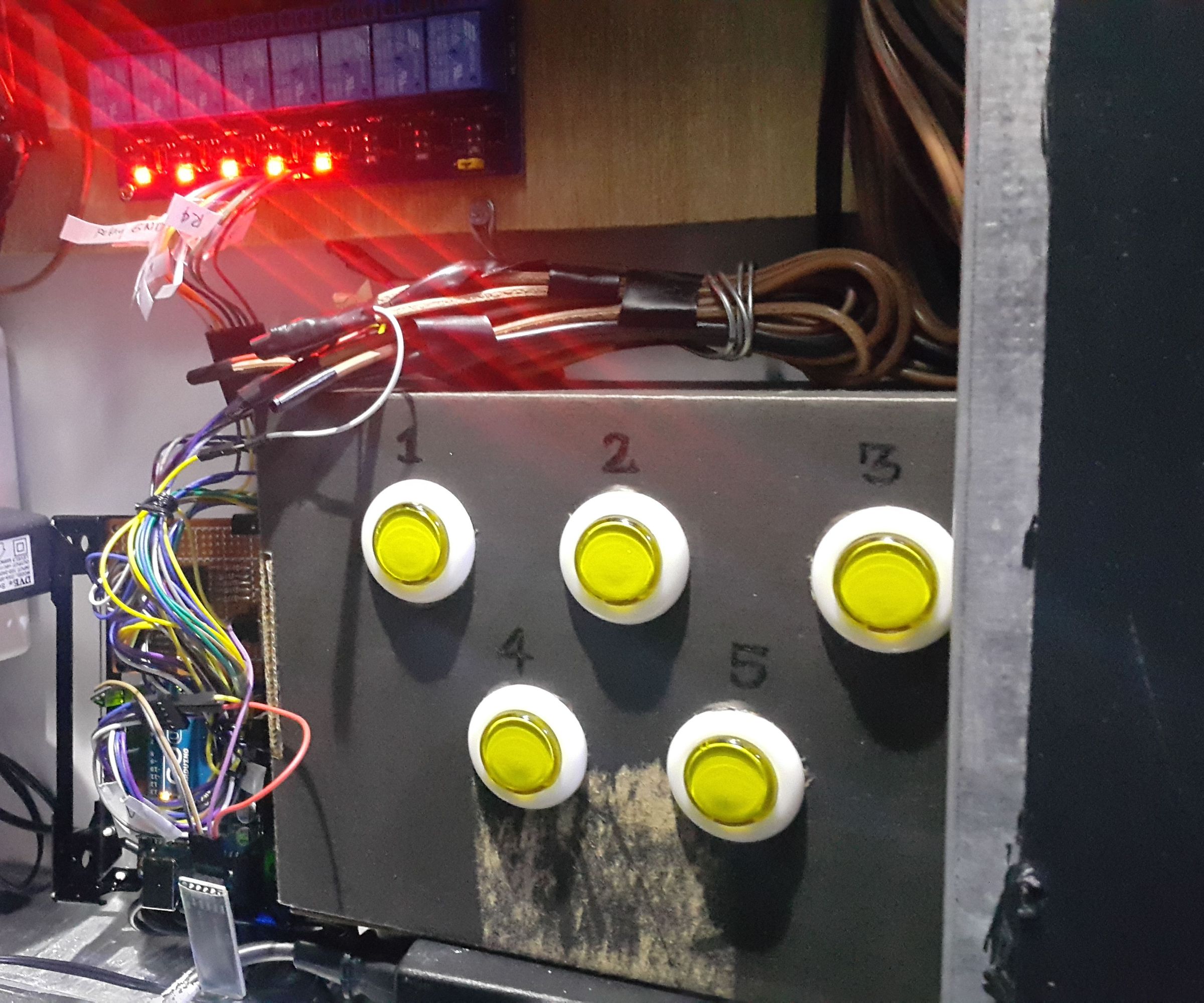 Bluetooth Door Control Using Arduino Uno (5 Channels)