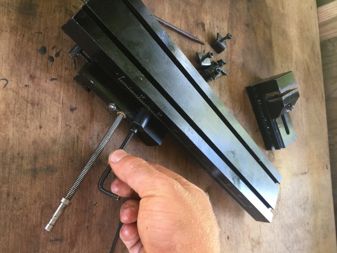 Remove More Parts and Continue to Disassemble the Carriage