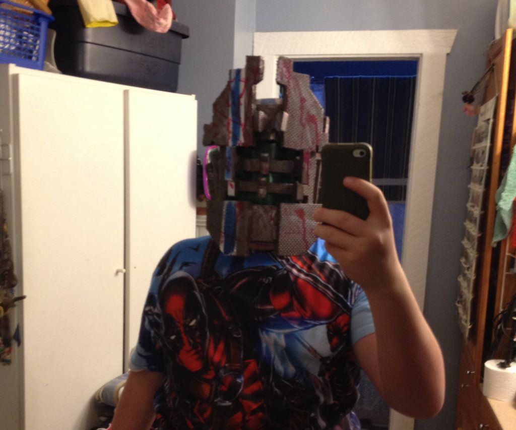 How to Make an AWESOME LOOKING LOW BUDGET Dead Space Helmet