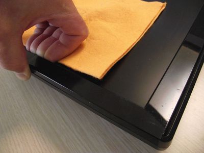 Time to Tidy Up the Monitor!