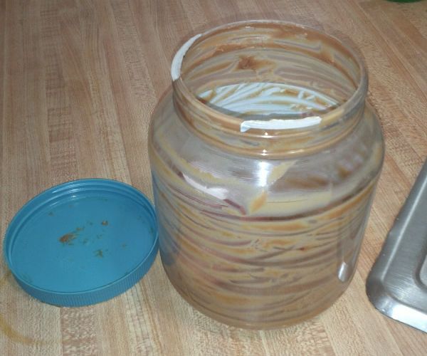 How to Clean a Peanut Butter Jar