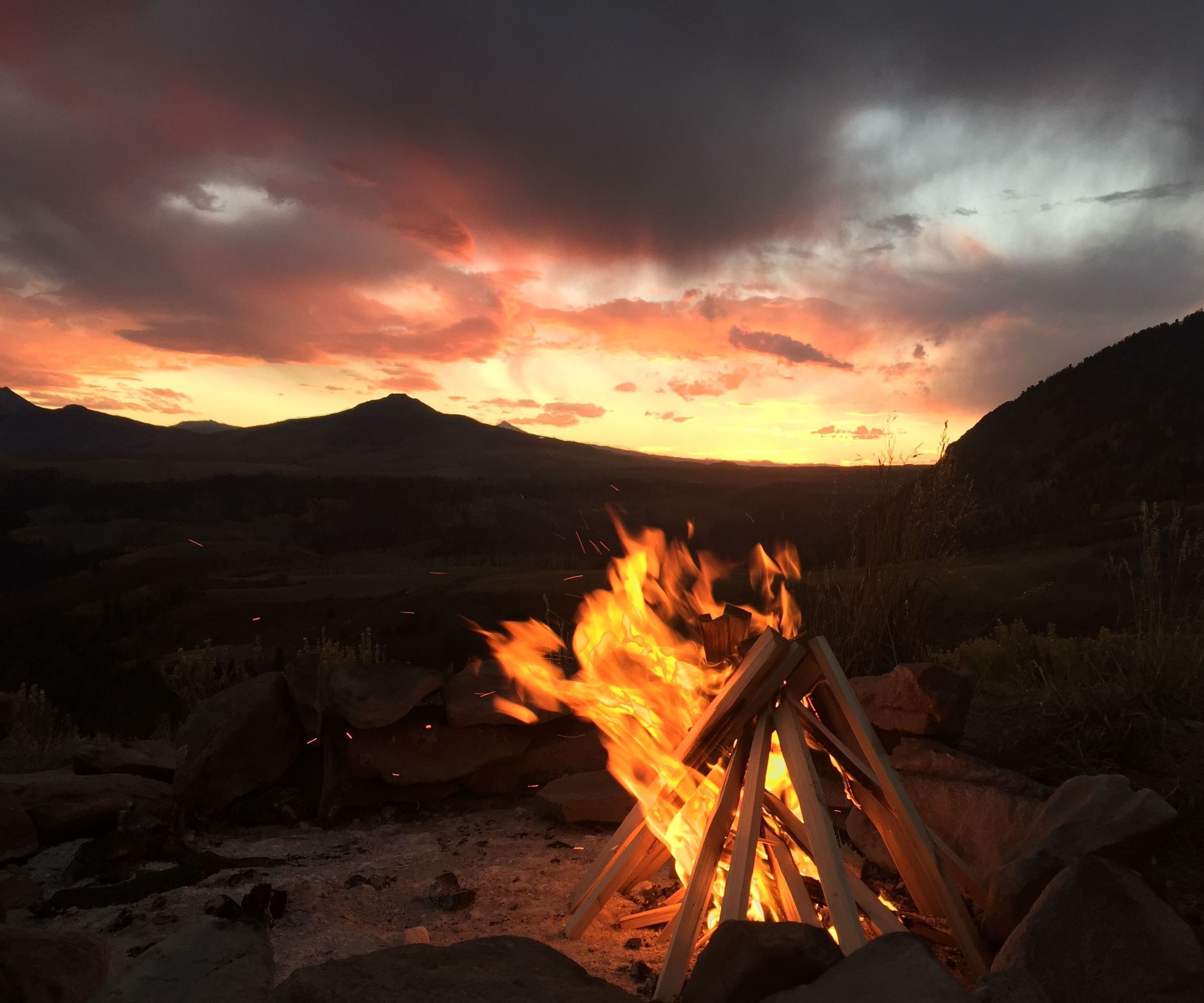 How to Find Campspots While Living That #VanLife