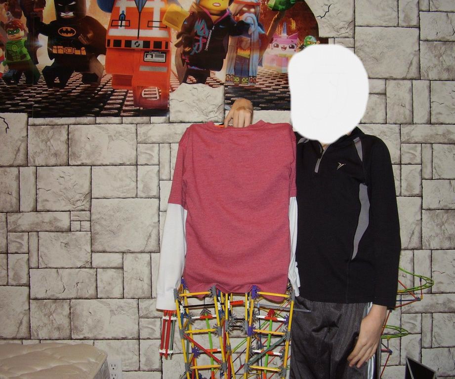 A K'nex Man