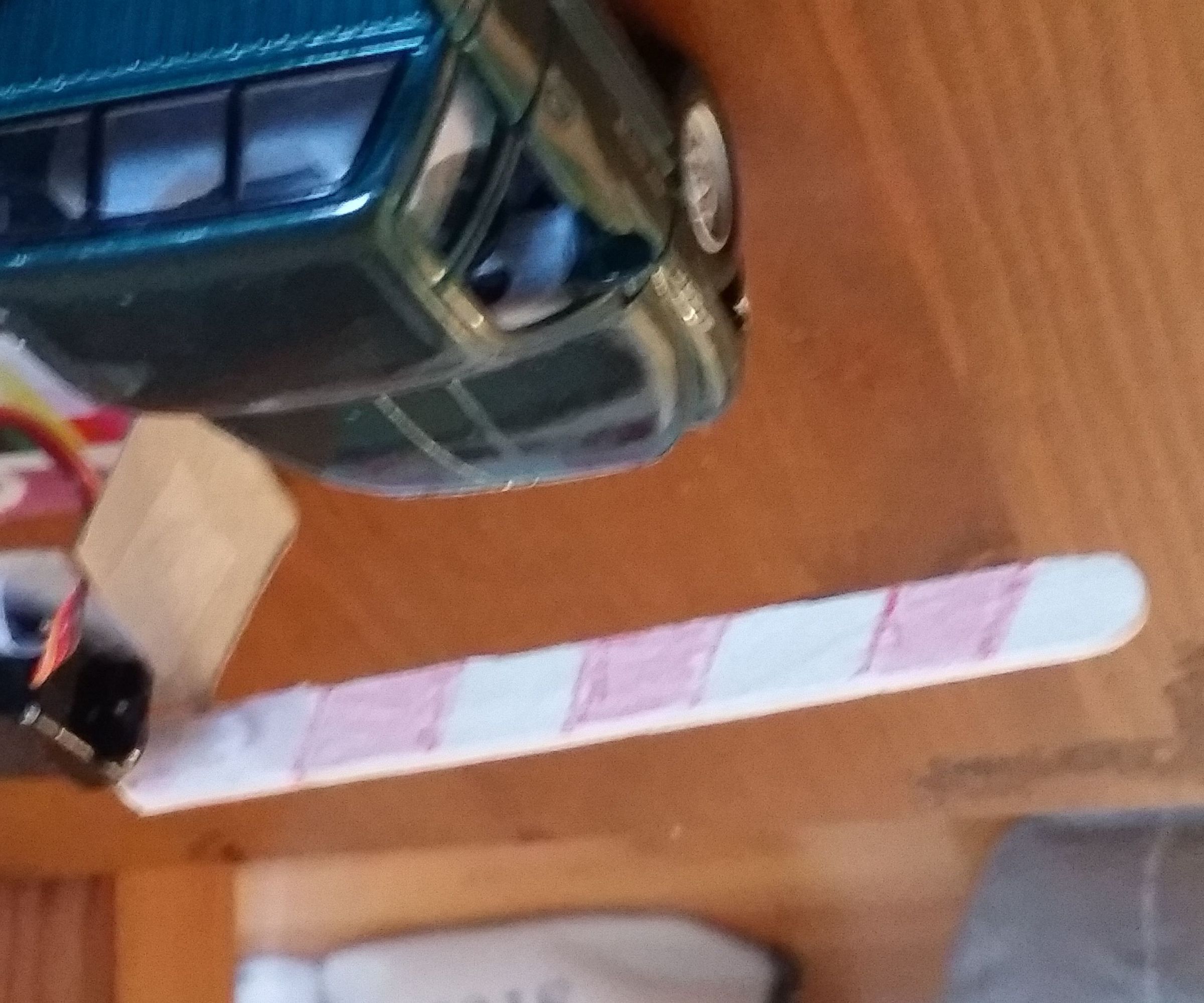 Mini Car Gate With Arduino