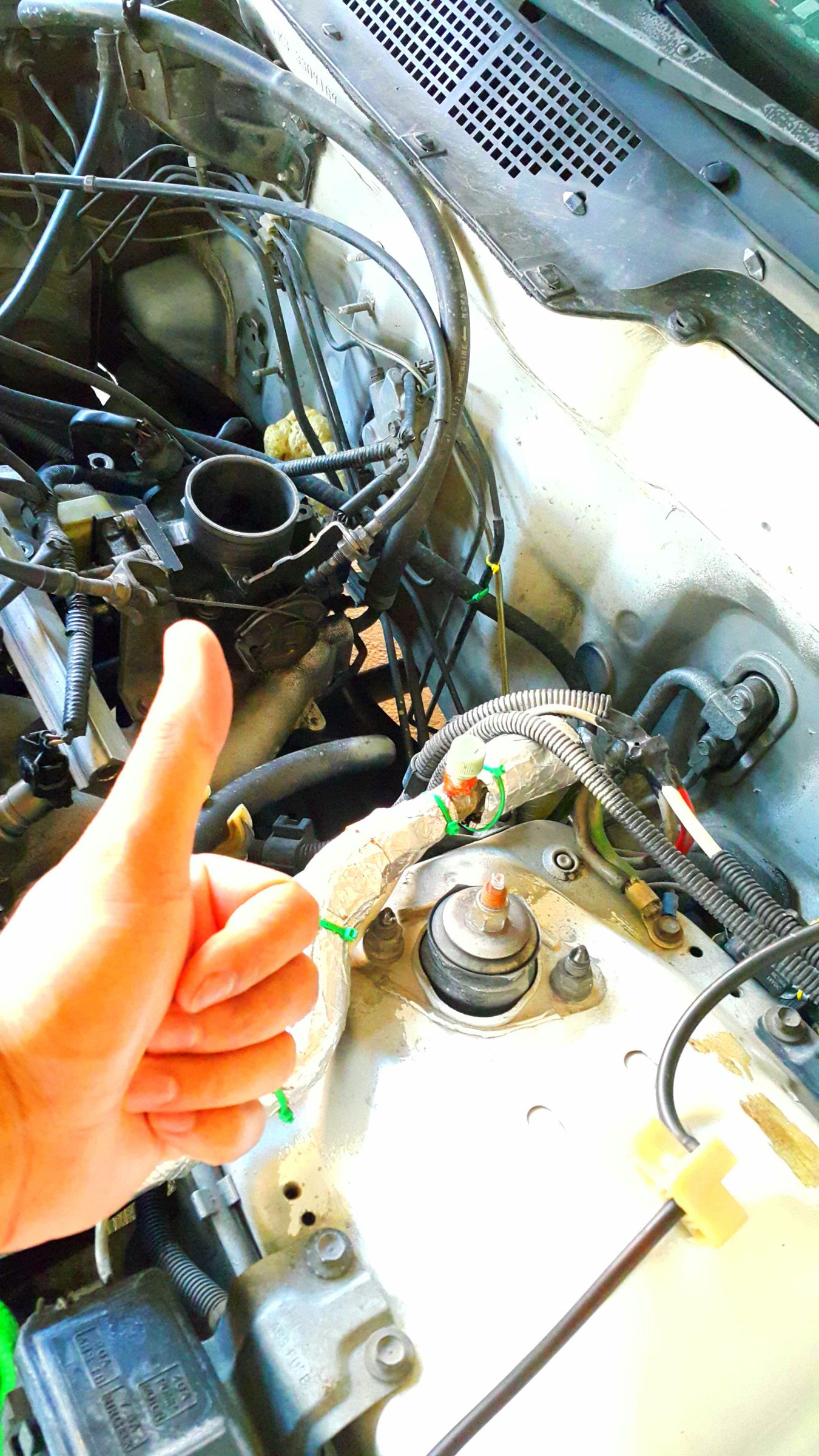 Fixing a Vibrating and Noisy Car AC Compressor. 5 Steps Instructables