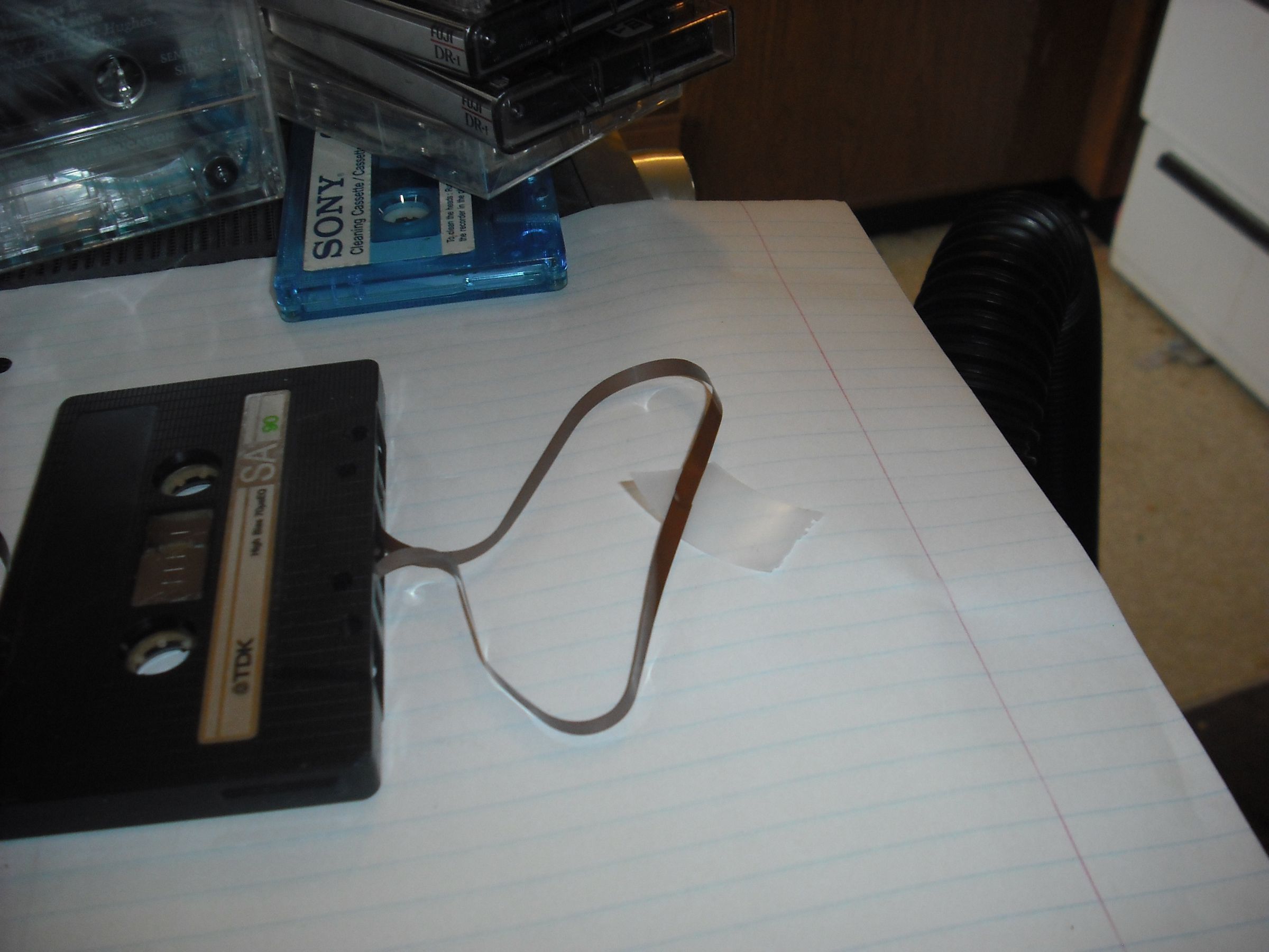 Jenffer a Jay's and How to Fix Broken Cassette Tapes Instructables