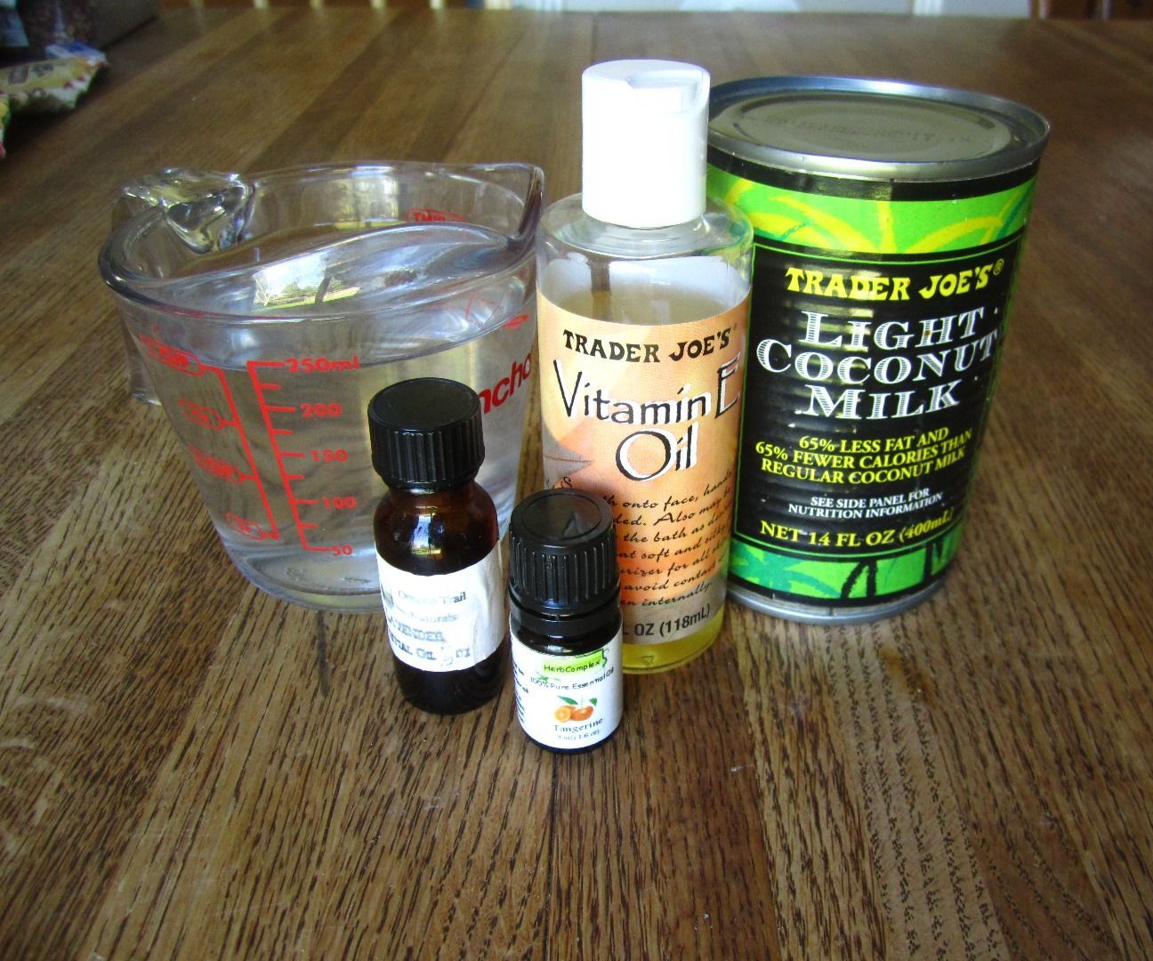 Coconut Milk Leave-in Conditioner