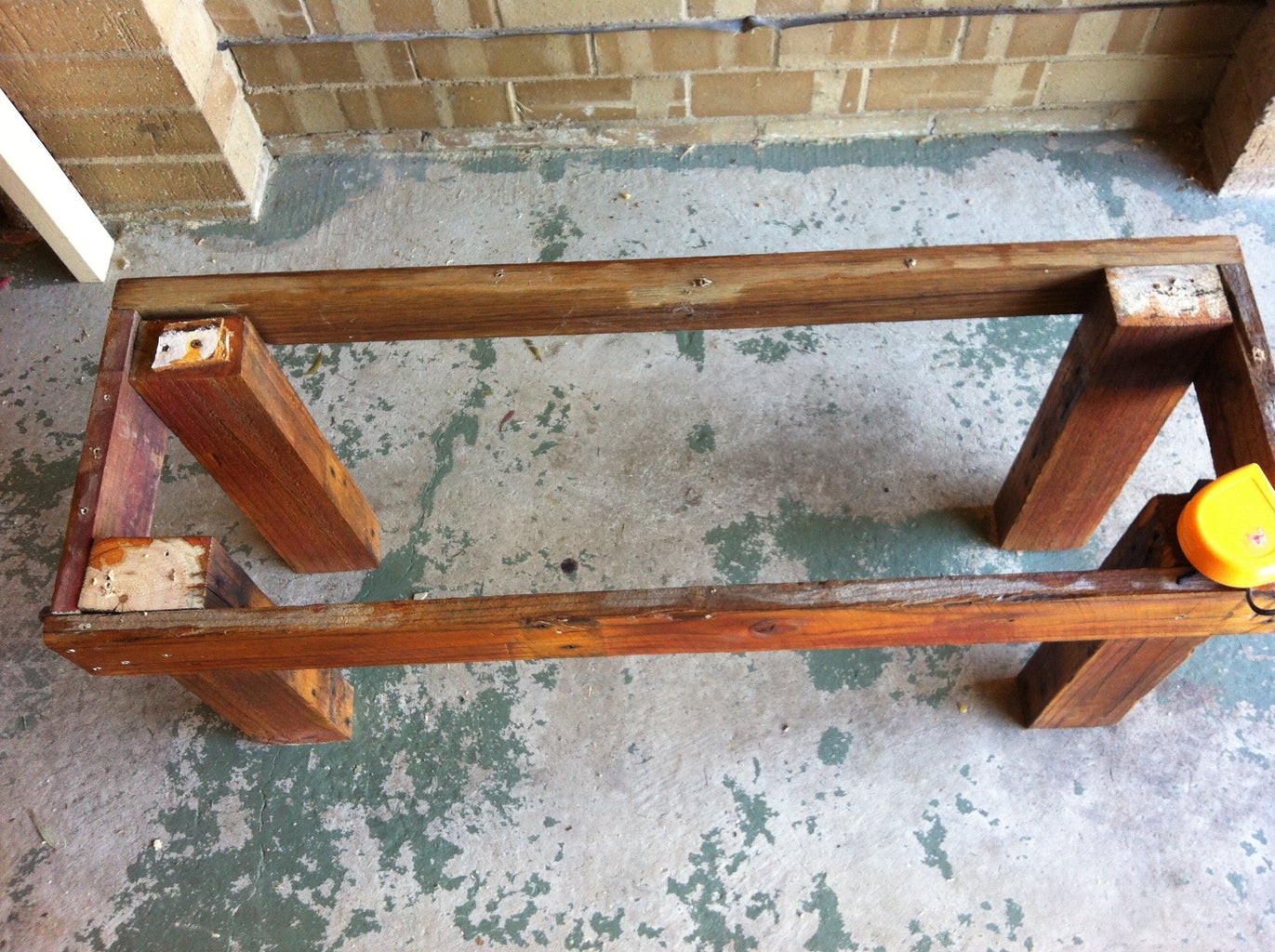 Скамейка из доски 50х150