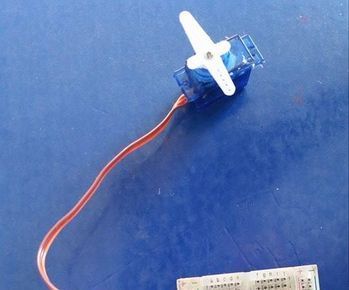 Arduino Control Servo Motor Using Ultrasonic Sensor