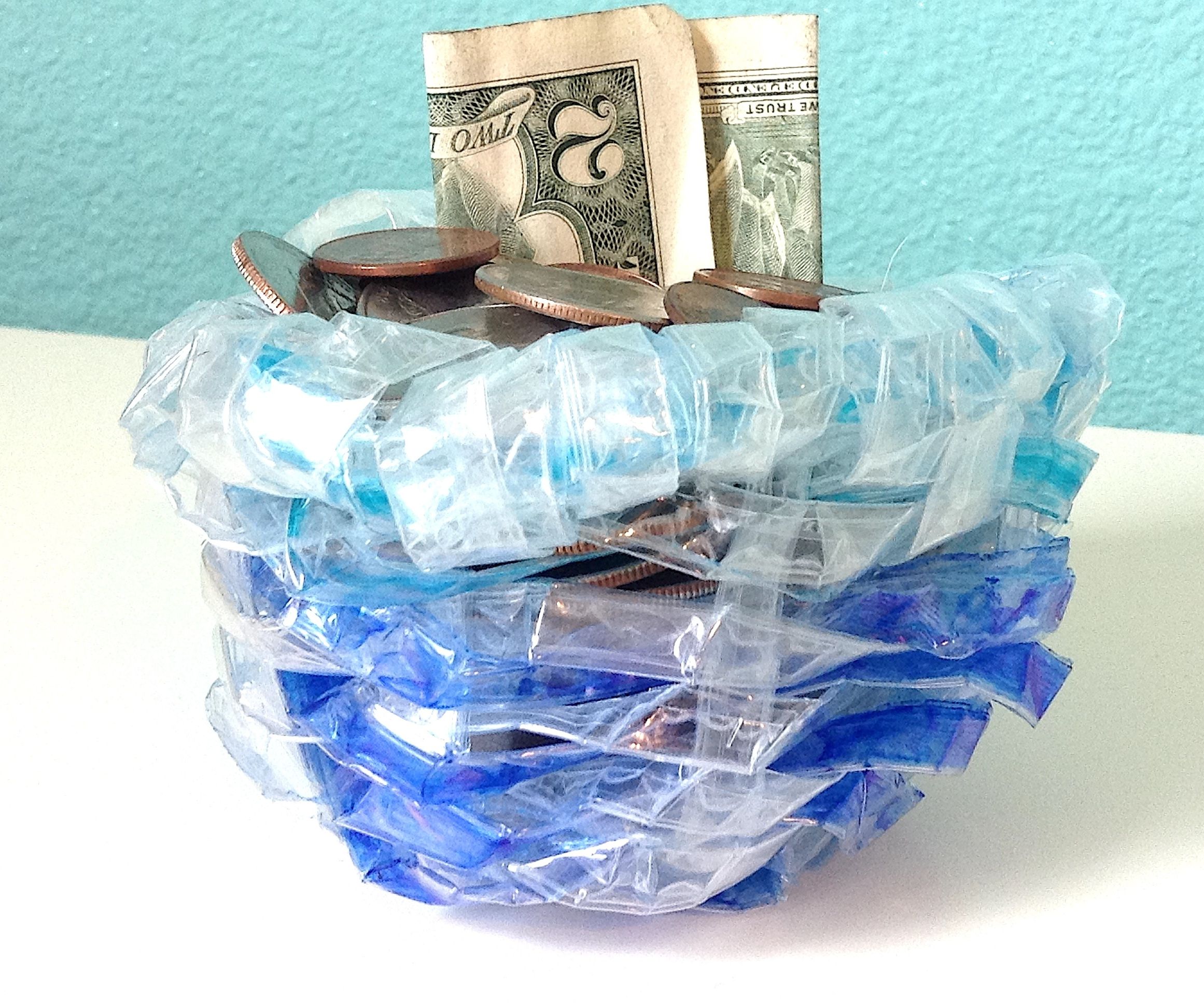 How to weave a basket out of tape!