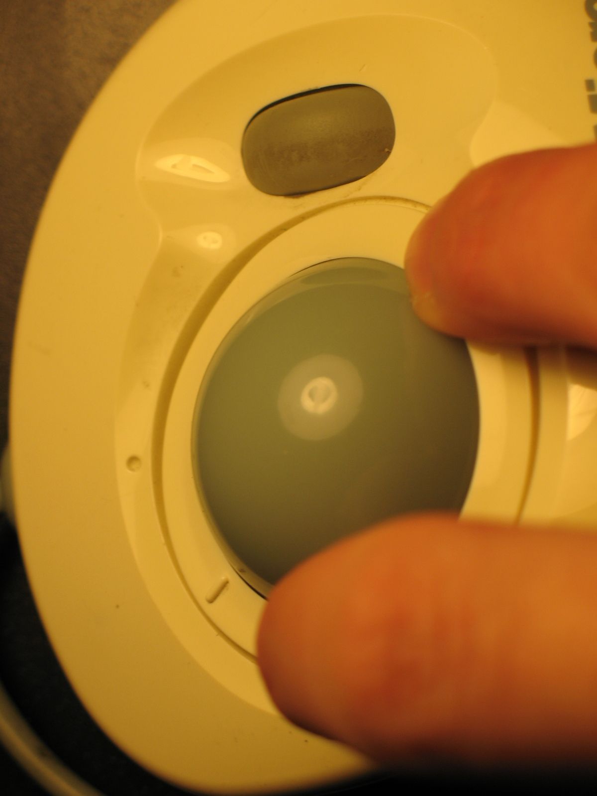 How to Clean a Older Trackball Mouse 7 Steps Instructables