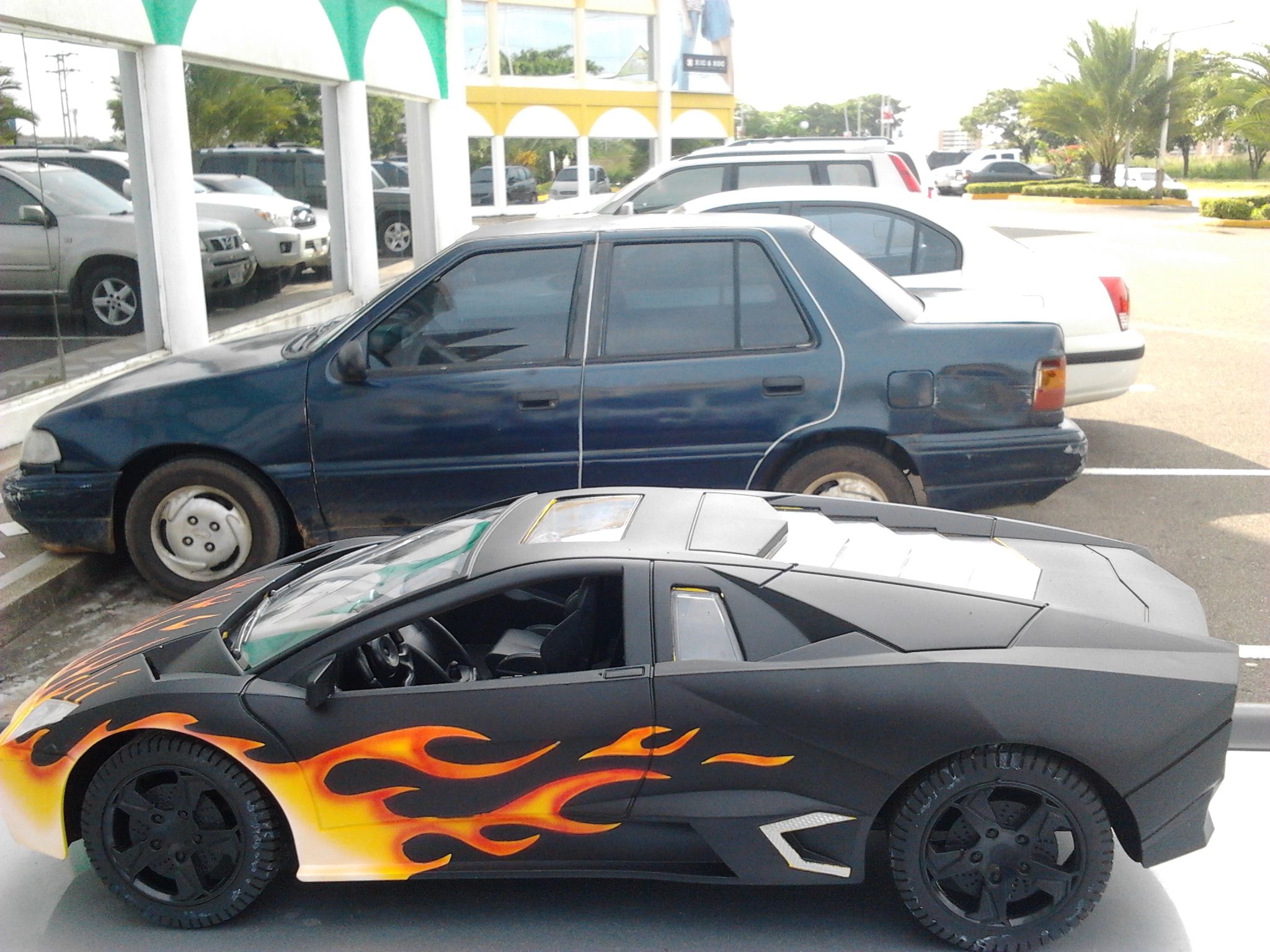 Lamborghini Murciélago Con Flamas Tradicionales