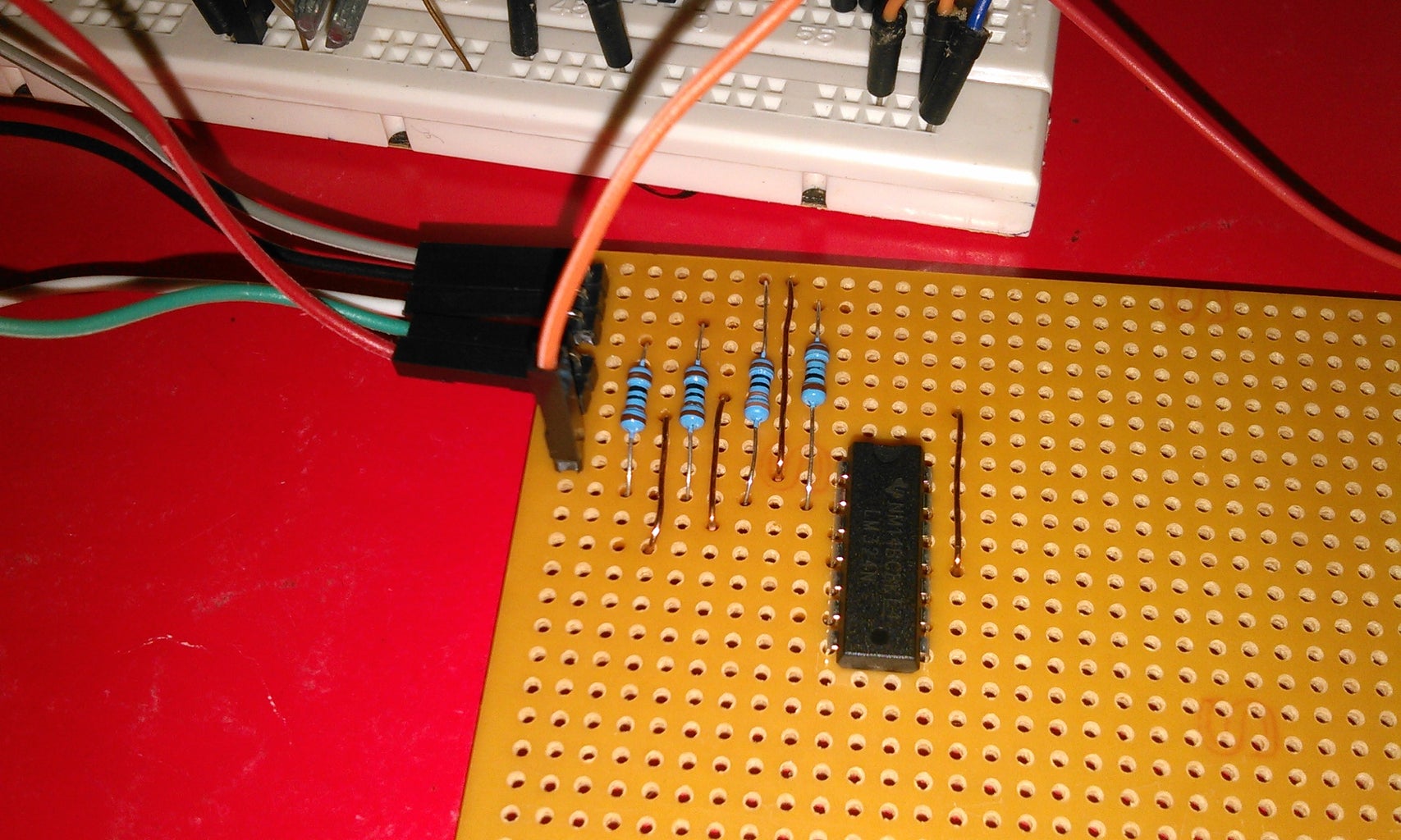 DIY Humidity Sensor + Irrigating System : 4 Steps Circuit Diagram