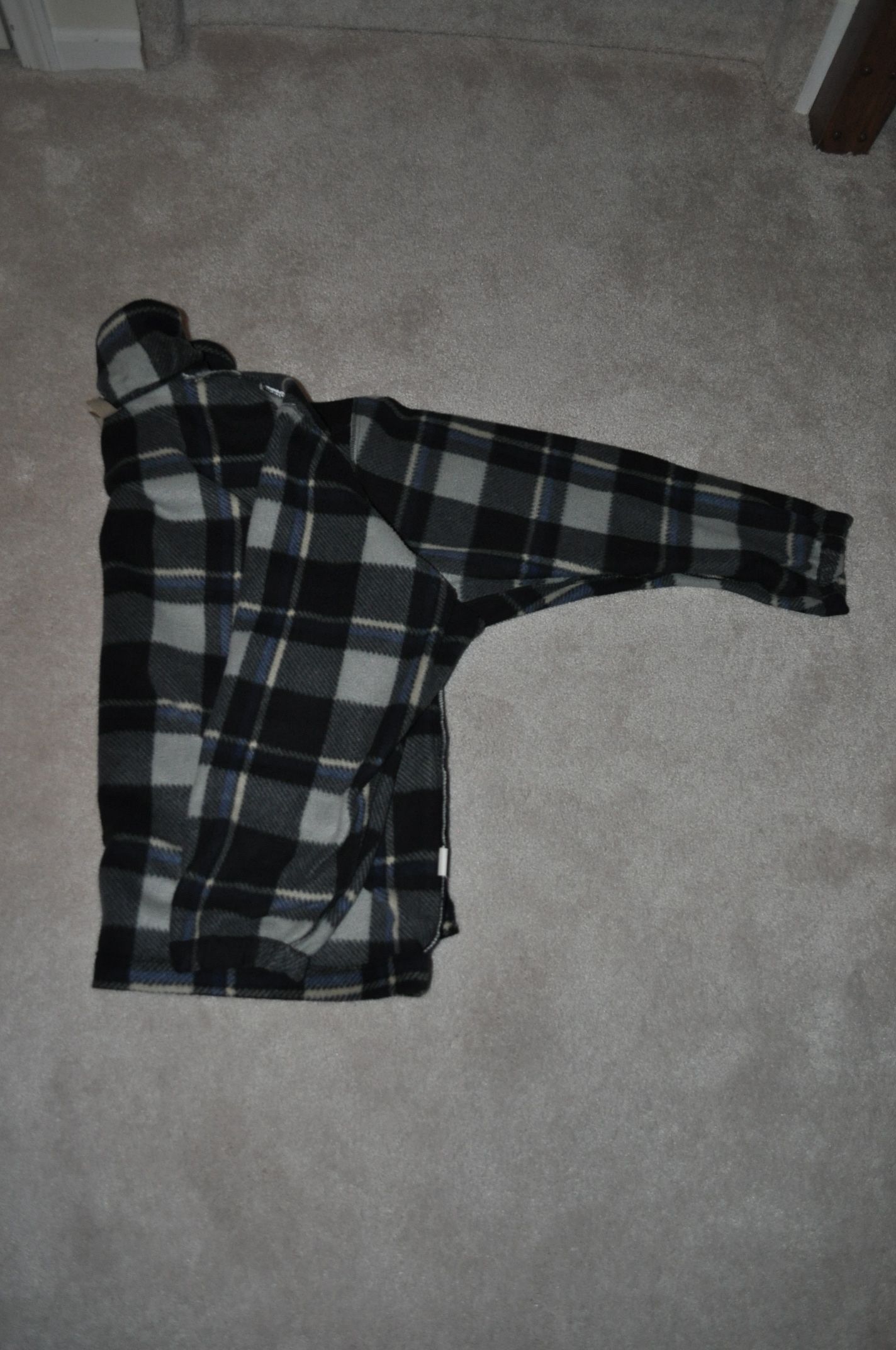 Turn Your Fleece Pullover Into a Travel Pillow 4 Steps Instructables