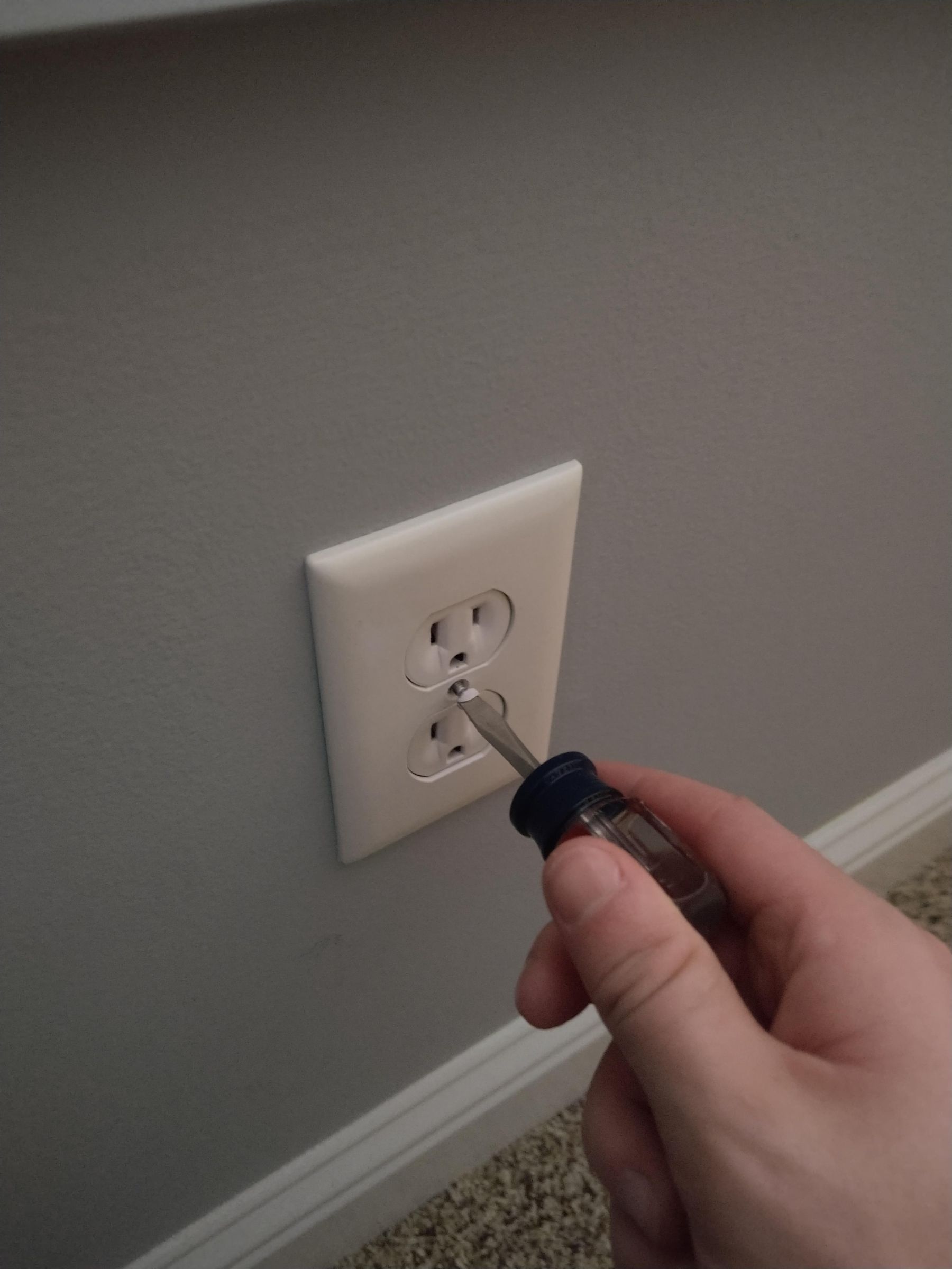 ChildSafe Outlet Cover 5 Steps Instructables