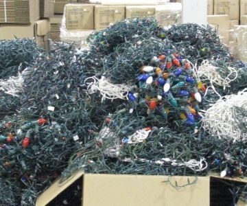 How to Store Christmas Lights Without Ending Up With a Mess