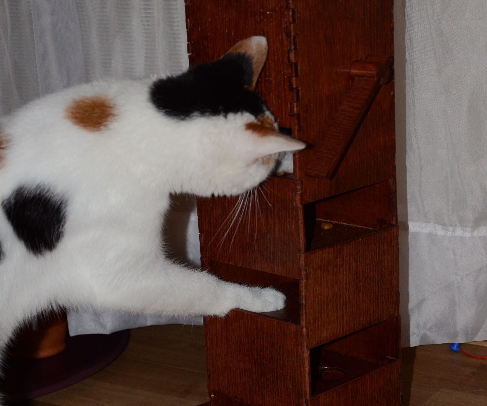 Wooden Cat Puzzle Feeder Tower