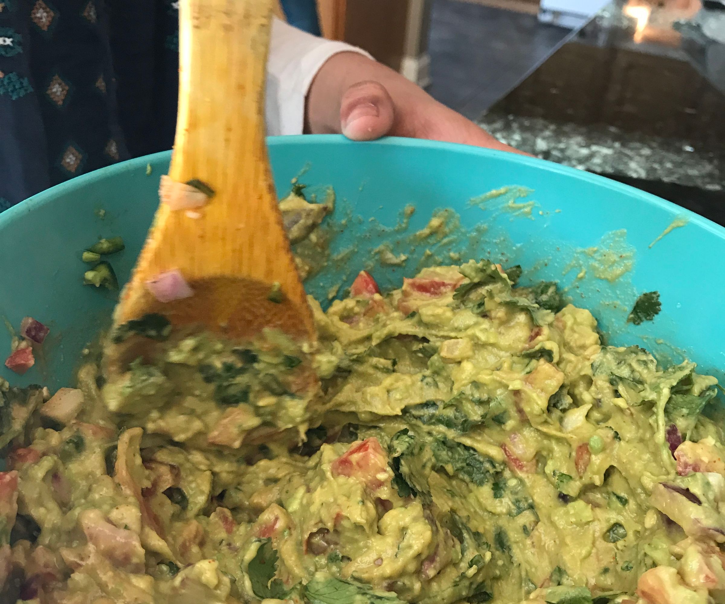 Guacamole Dip and Chips IMPROVED 