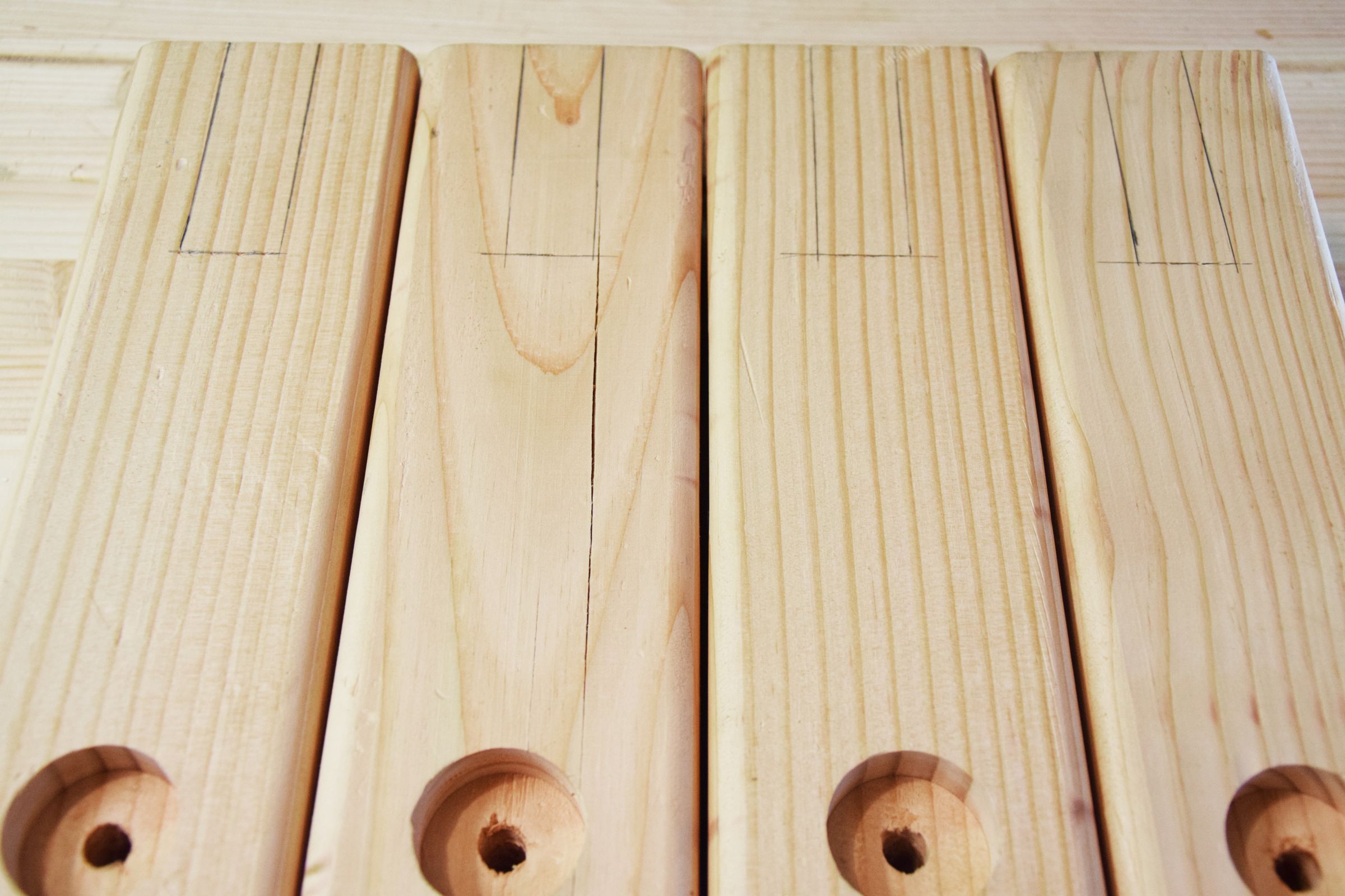 Cut Rest for Workbench Top Support