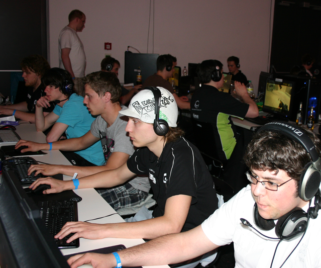 How to attend a LAN party