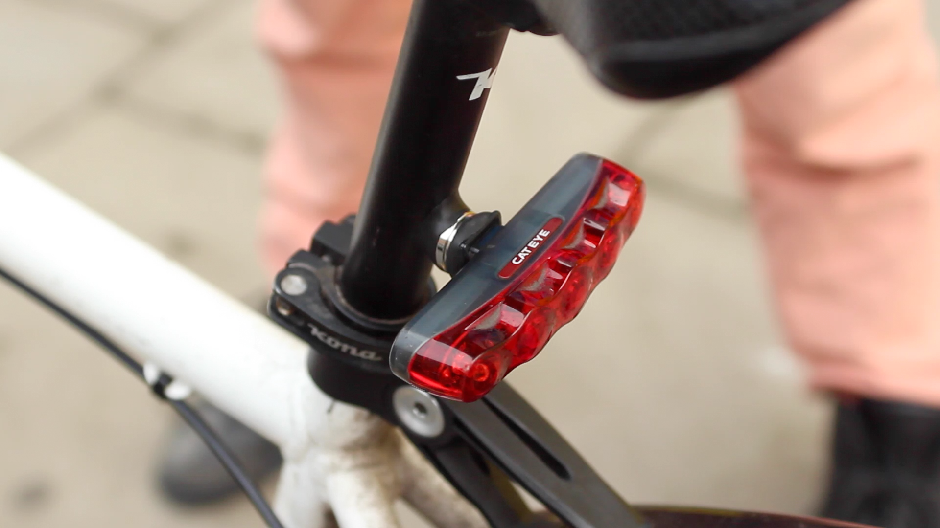 How to Make Bike Lights With Sugru + 9 Steps (with