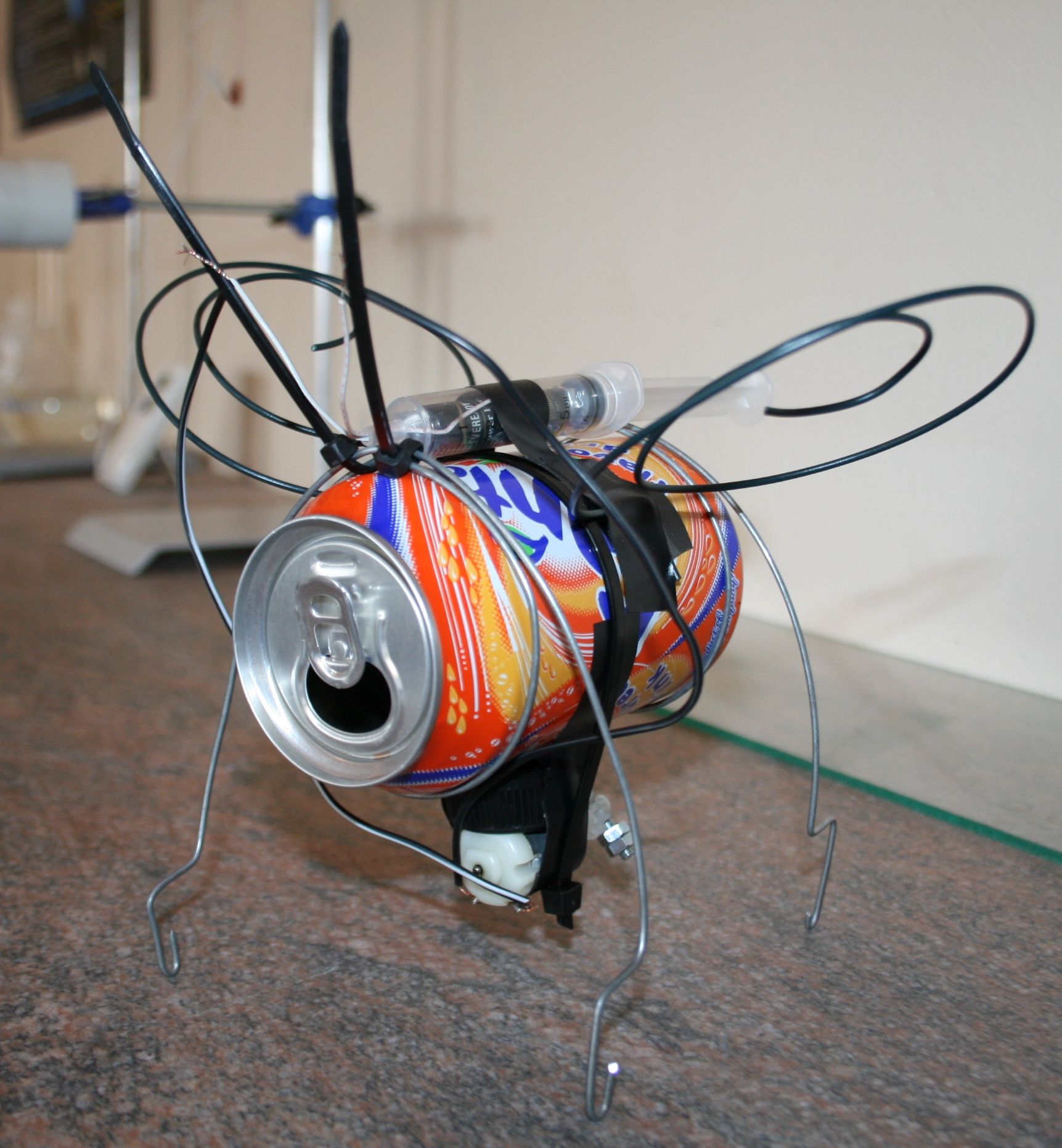 Soda Can Vibrating Bug